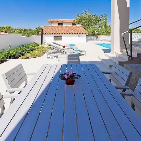 Holiday home Elena By Interhome